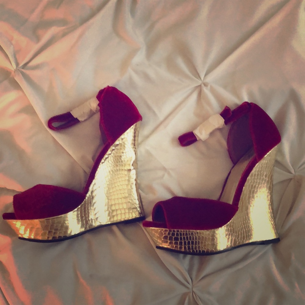 Red velvet and gold wedges! Never worn!